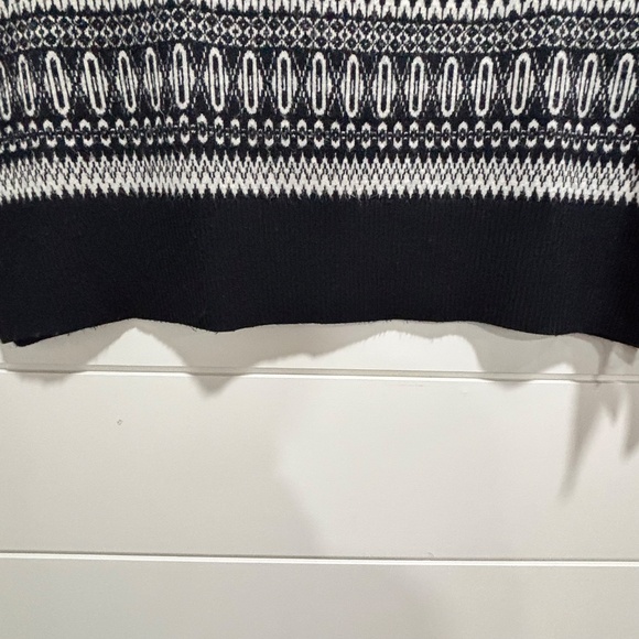 Northern Reflections super soft crew neck sweater black and white pattern size M - Picture 5 of 16